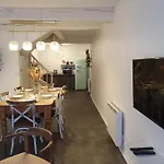 La Caponniere